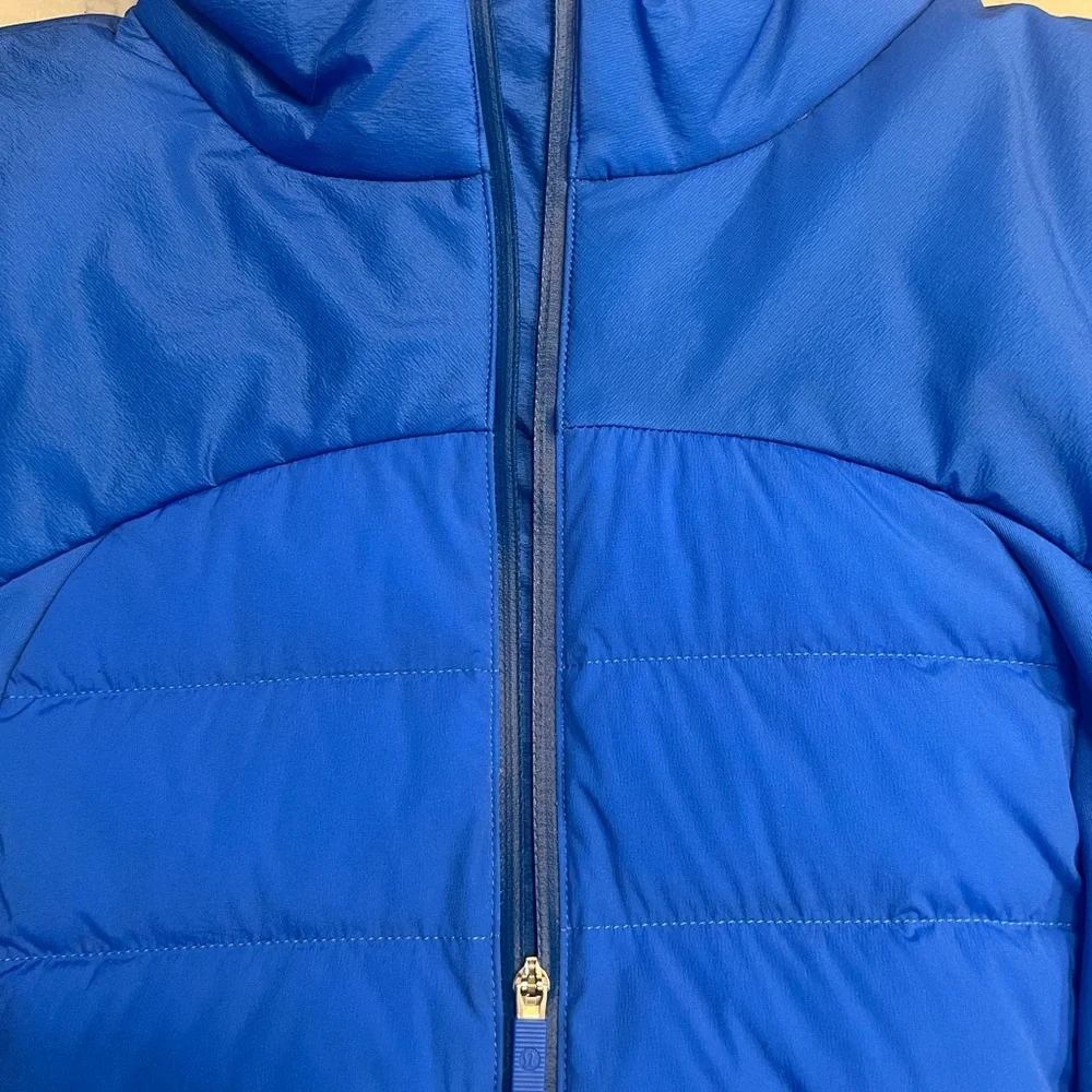 Lululemon Pull-over Blue Down Jacket - Picture 5 of 12